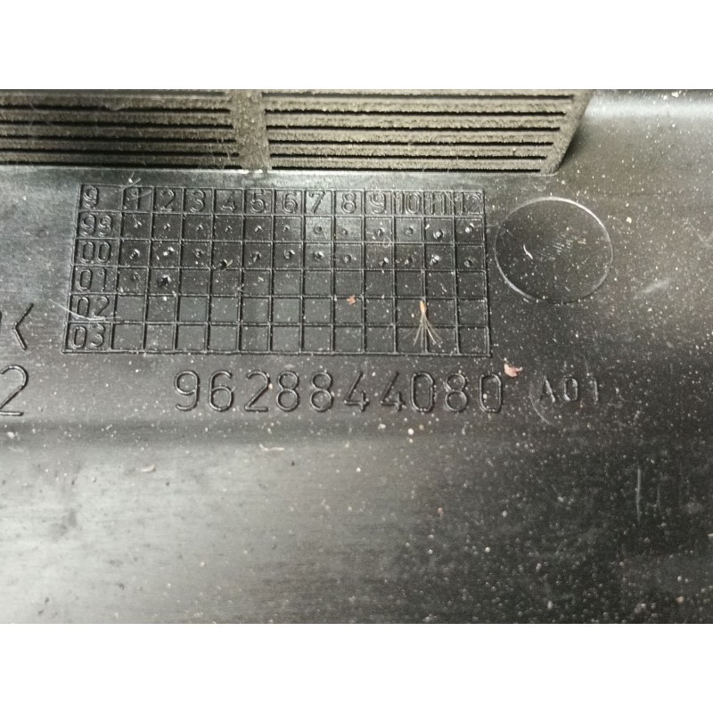 Recambio de caja reles / fusibles para peugeot 206 berlina xt referencia OEM IAM   