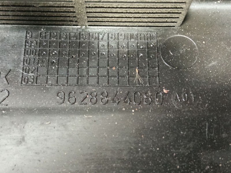 Recambio de caja reles / fusibles para peugeot 206 berlina xt referencia OEM IAM   