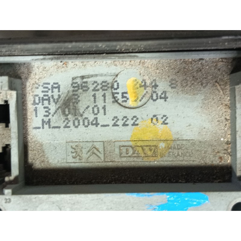 Recambio de caja reles / fusibles para peugeot 206 berlina xt referencia OEM IAM   