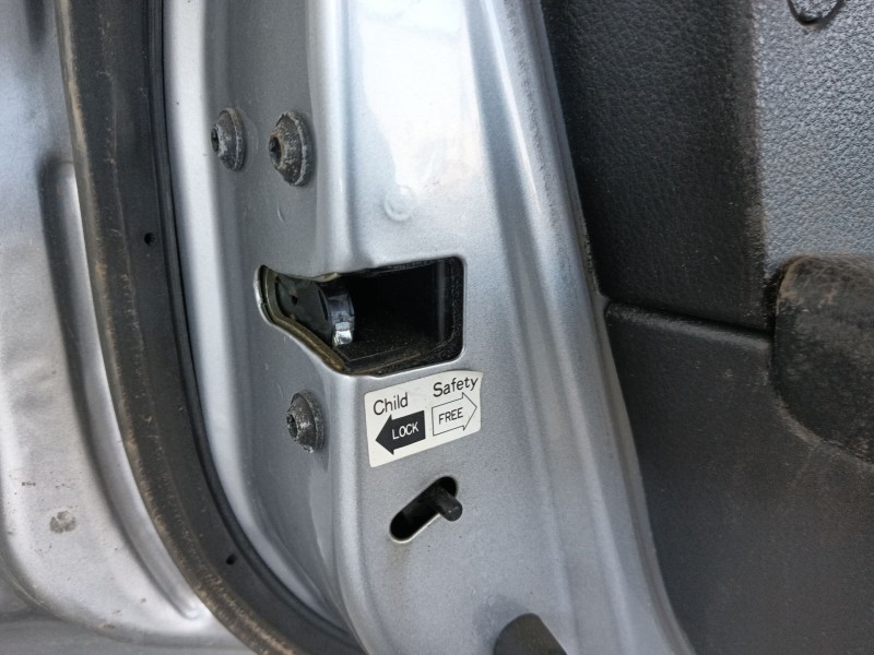 Recambio de puerta trasera izquierda para ssangyong actyon 200 xdi referencia OEM IAM   