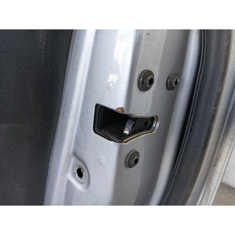 Recambio de puerta delantera derecha para ssangyong actyon 200 xdi referencia OEM IAM   