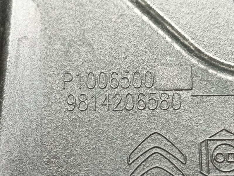 Recambio de tapa exterior combustible para citroën grand c4 spacetourer (3a_, 3e_) 1.2 puretech 130 referencia OEM IAM   