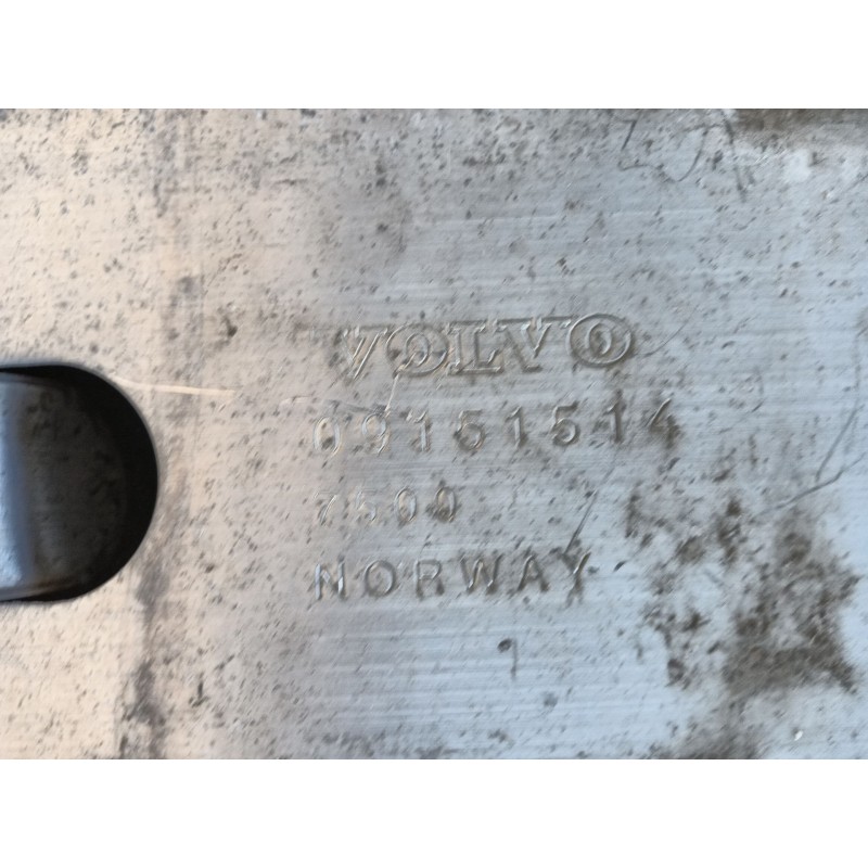 Recambio de refuerzo paragolpes delantero para volvo s70 berlina 2.5 d / tdi referencia OEM IAM  09151514 