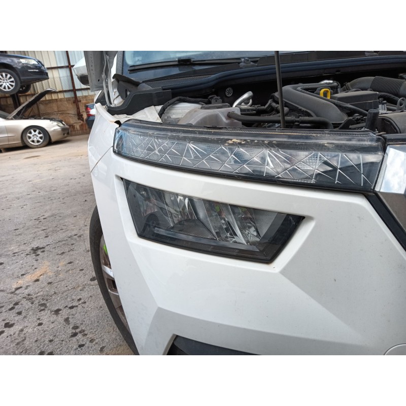 Recambio de faro derecho para skoda kamiq (nw4) 1.0 tsi referencia OEM IAM   