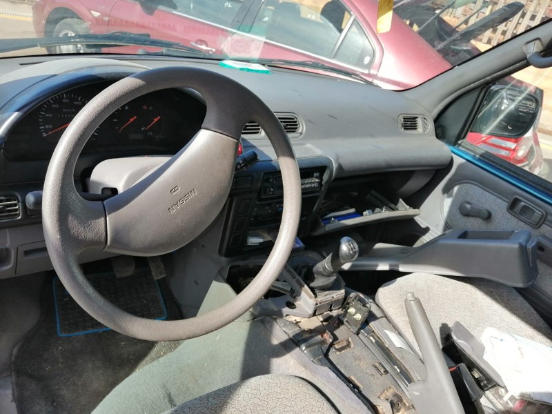 nissan serena (c23) del año 1996