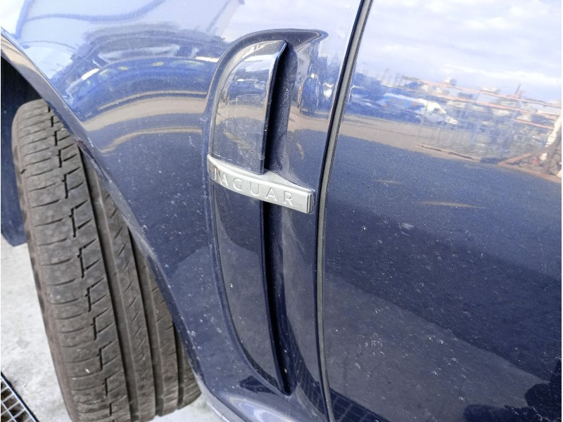 Recambio de aleta delantera izquierda para jaguar xf i (x250) 2.7 d referencia OEM IAM   