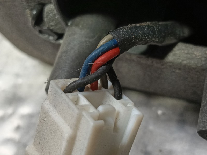 Recambio de retrovisor derecho para chevrolet aveo / kalos sedán (t200) 1.4 referencia OEM IAM   