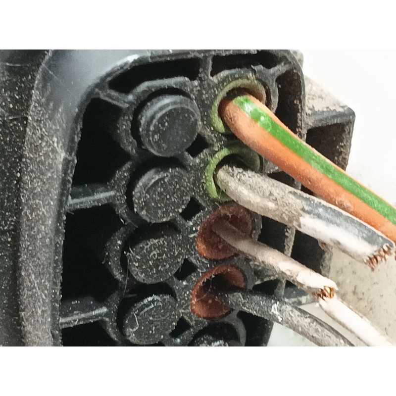 Recambio de cerradura puerta trasera izquierda para fiat tipo ii (356) sedan easy referencia OEM IAM   