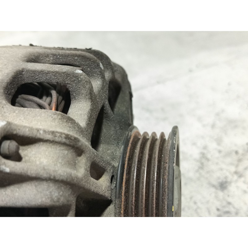 Recambio de alternador para nissan micra (k12e) acenta referencia OEM IAM   