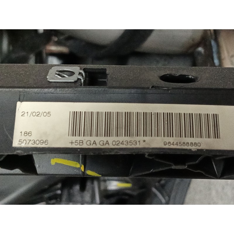 Recambio de salpicadero para peugeot 407 sw (6e_, 6d_) 2.0 hdi 135 referencia OEM IAM   
