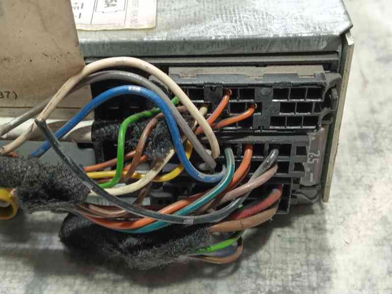 Recambio de sistema audio / radio cd para audi a4 berlina (8e) 1.9 tdi (96kw) referencia OEM IAM   