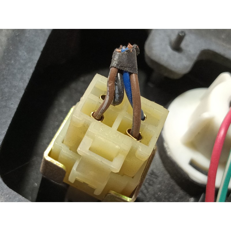 Recambio de piloto trasero derecho para daewoo lanos (klat) 1.5 referencia OEM IAM   