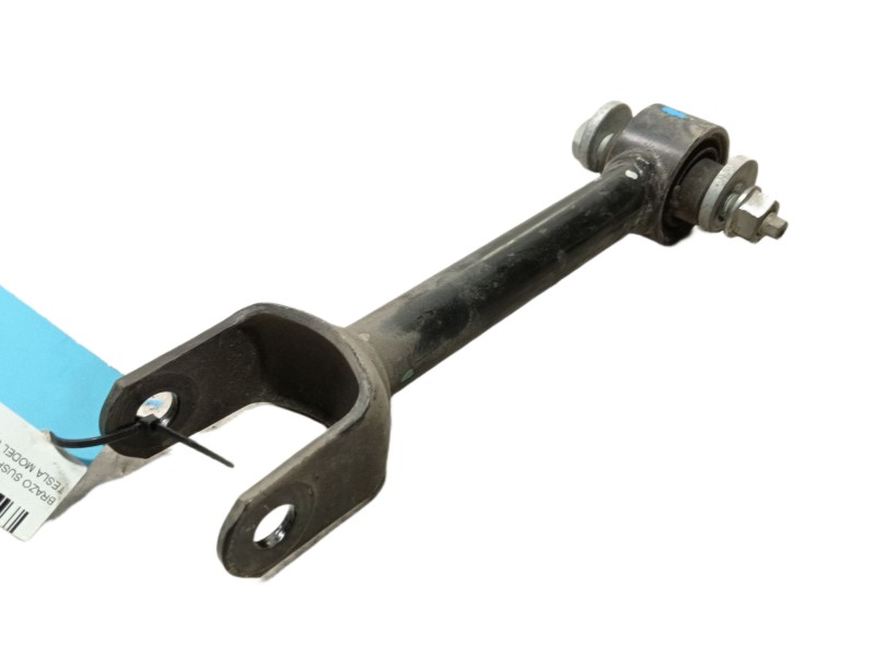 Recambio de brazo suspension superior trasero derecho para tesla model 3 (5yj3) ev awd referencia OEM IAM  104443100H 
