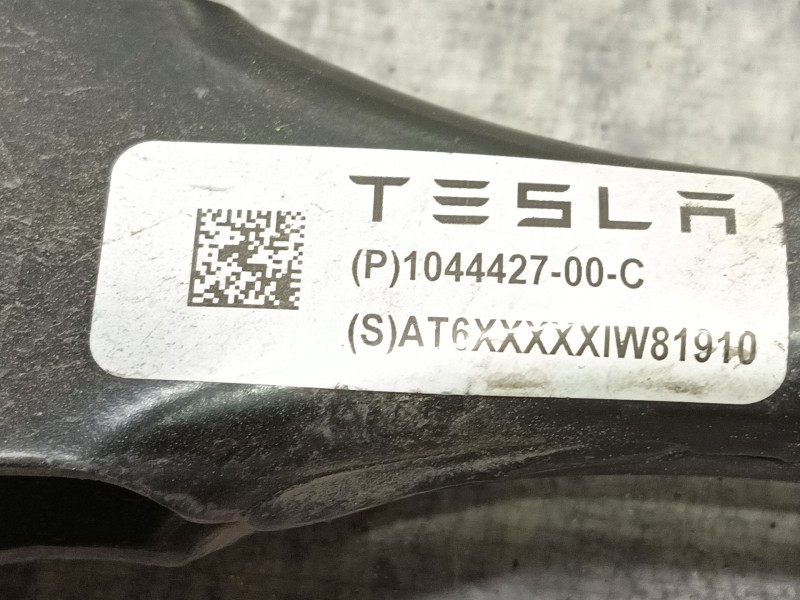 Recambio de brazo suspension superior trasero izquierdo para tesla model 3 (5yj3) ev awd referencia OEM IAM   