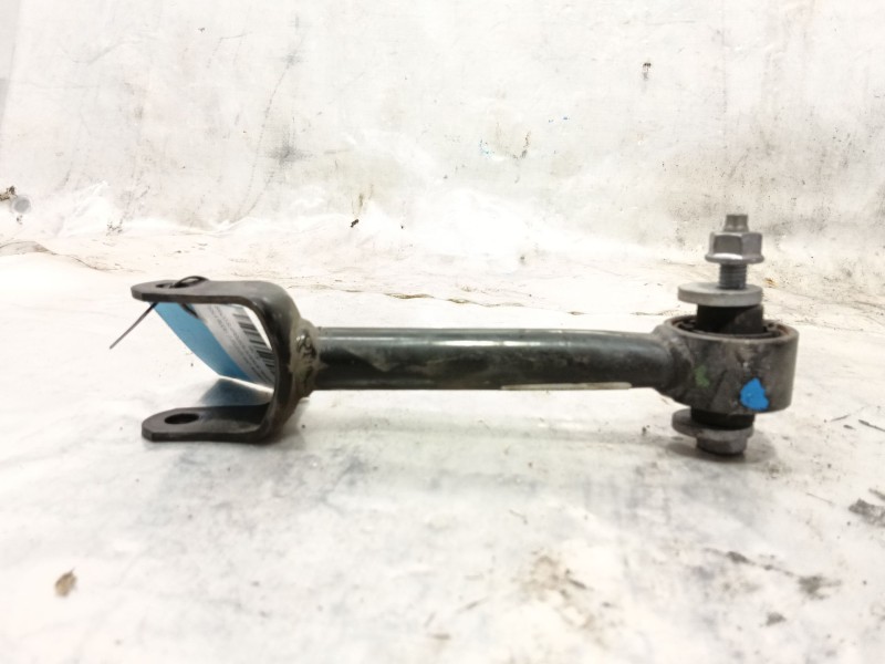 Recambio de brazo suspension superior trasero izquierdo para tesla model 3 (5yj3) ev awd referencia OEM IAM   