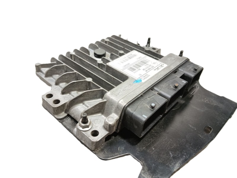 Recambio de centralita motor uce para renault megane iii sport tourer business referencia OEM IAM  237100914R 