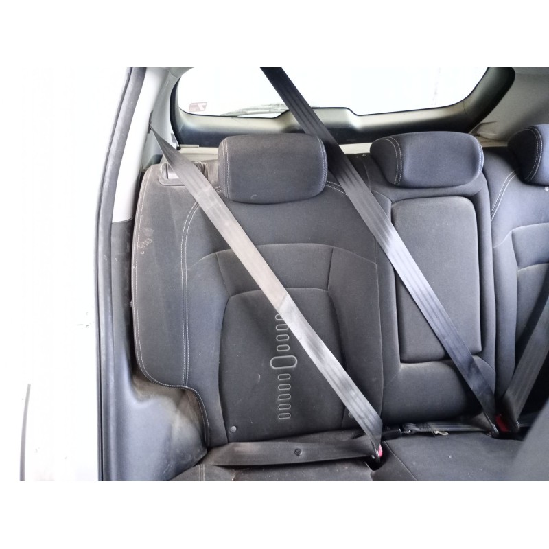 Recambio de cinturon seguridad trasero derecho para kia sportage iii (sl) 1.7 crdi referencia OEM IAM   