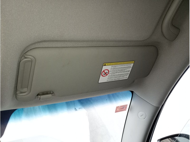 Recambio de parasol derecho para kia sportage iii (sl) 1.7 crdi referencia OEM IAM   