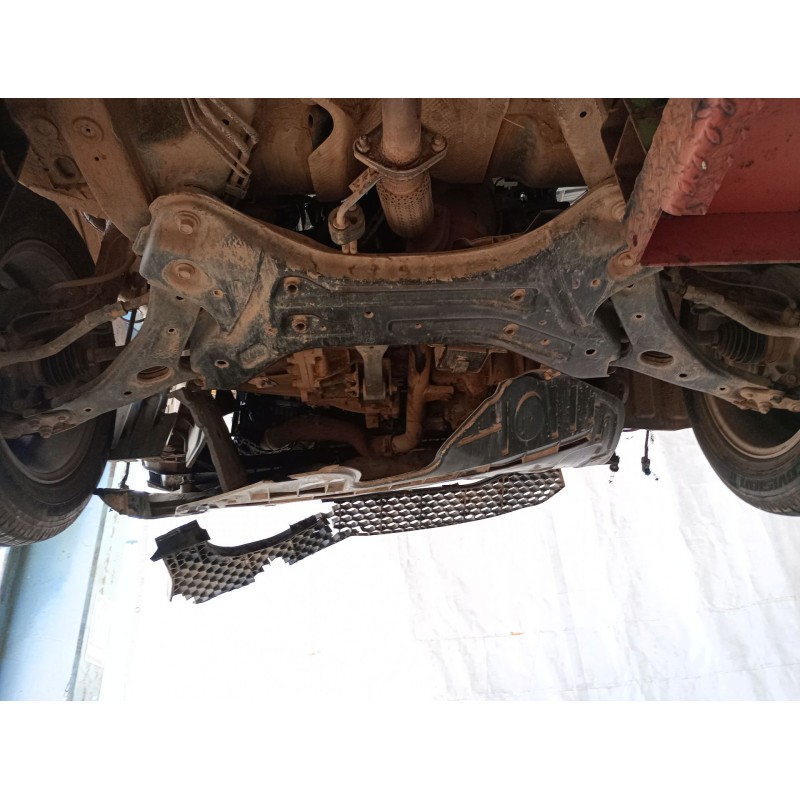 Recambio de puente delantero para kia sportage iii (sl) 1.7 crdi referencia OEM IAM   