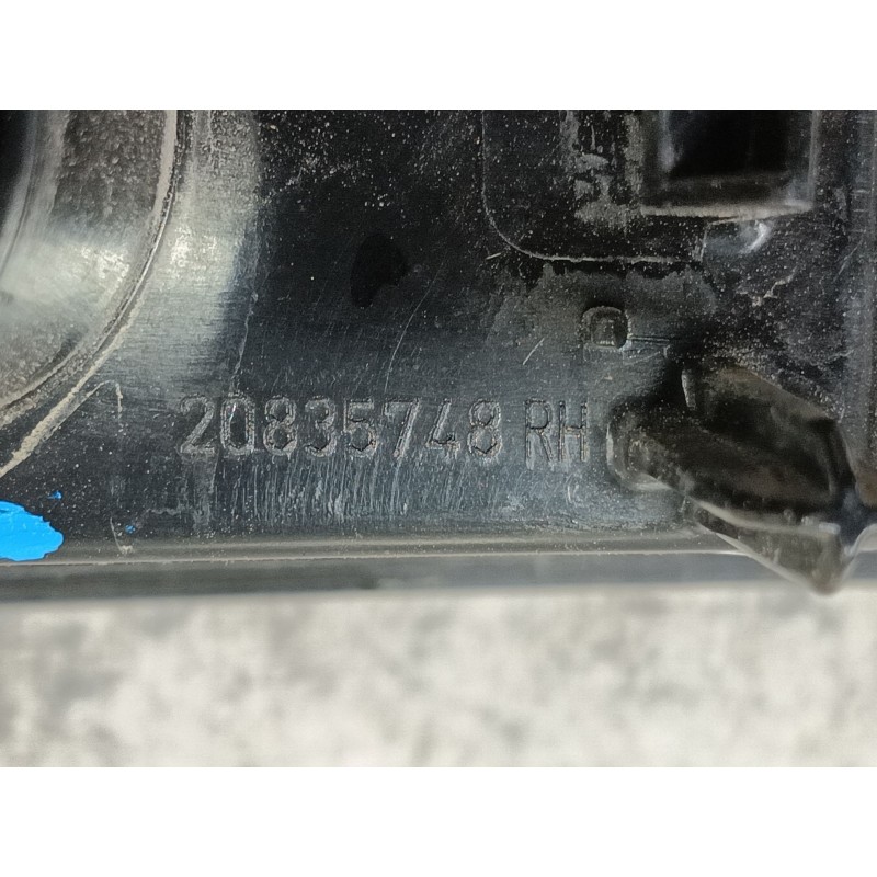 Recambio de piloto trasero derecho interior para renault captur ii referencia OEM IAM   