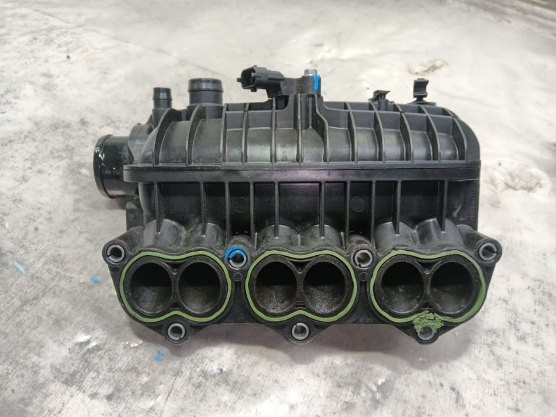 Recambio de colector admision para ford c-max titanium referencia OEM IAM   