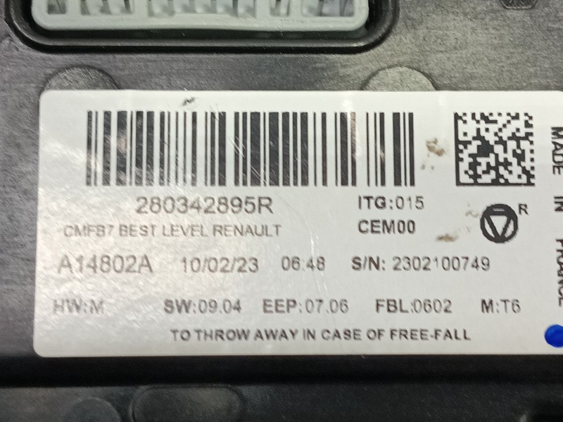 Recambio de pantalla multifuncion para renault captur ii referencia OEM IAM   