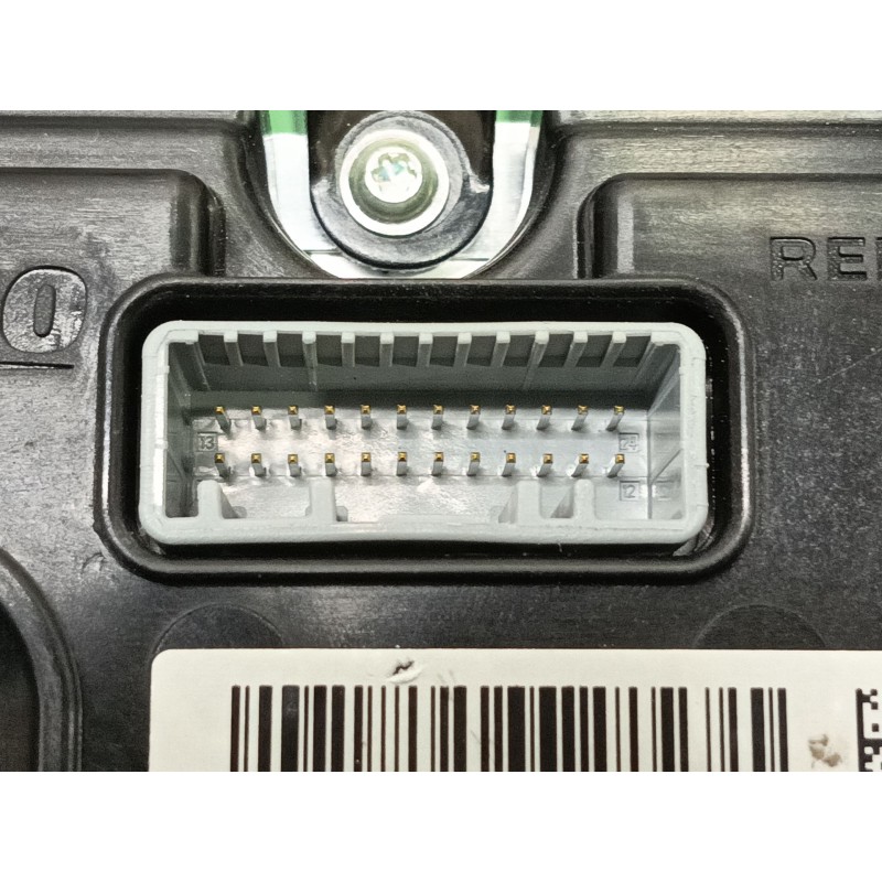 Recambio de pantalla multifuncion para renault captur ii referencia OEM IAM   