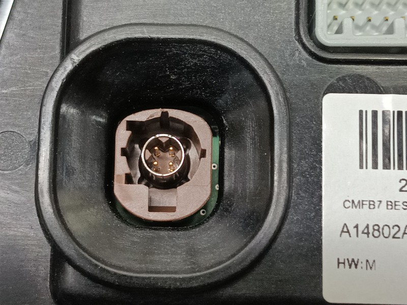 Recambio de pantalla multifuncion para renault captur ii referencia OEM IAM   