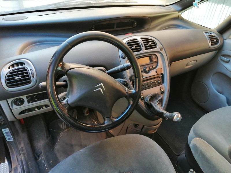 citroën xsara picasso (n68) del año 2004