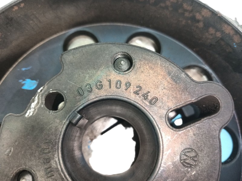 Recambio de polea arbol levas para volkswagen passat berlina (3c2) advance referencia OEM IAM 038109111E  