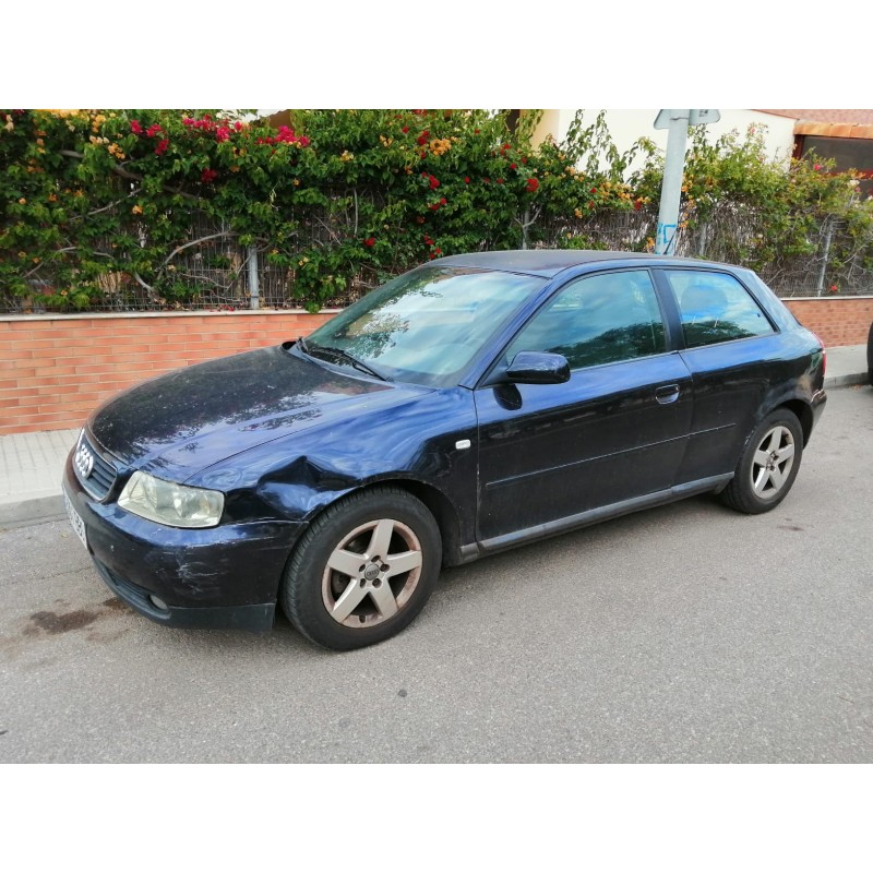 audi a3 (8l1) del año 2000