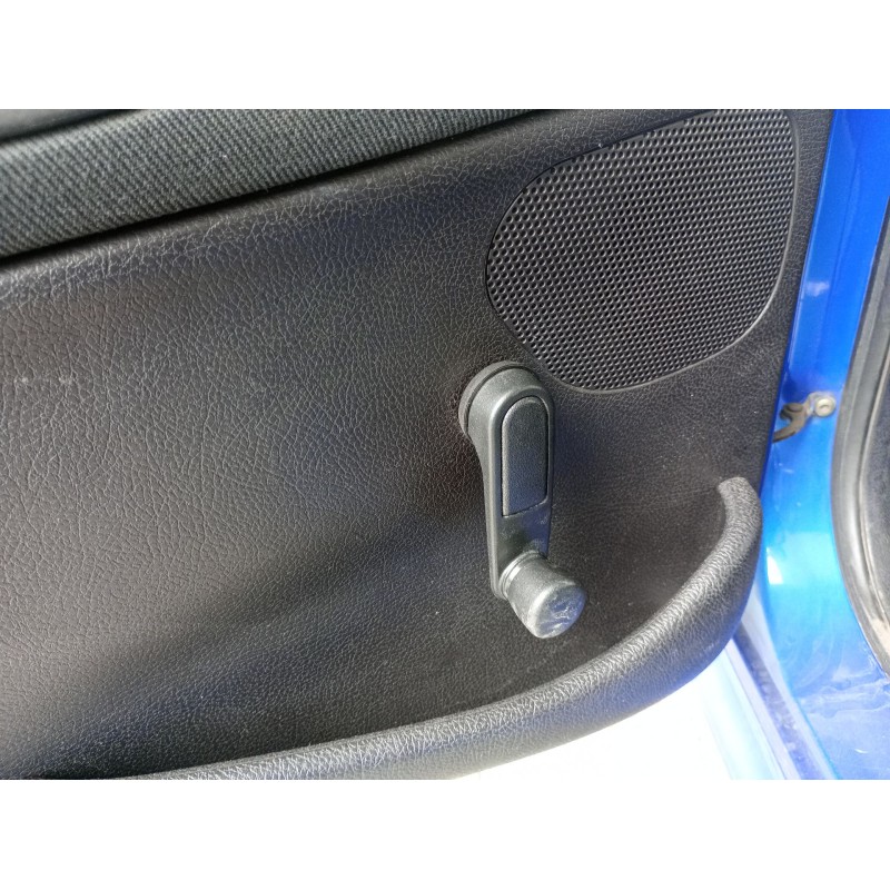 Recambio de mando elevalunas trasero izquierdo para peugeot 206 hatchback (2a/c) 1.4 i referencia OEM IAM   