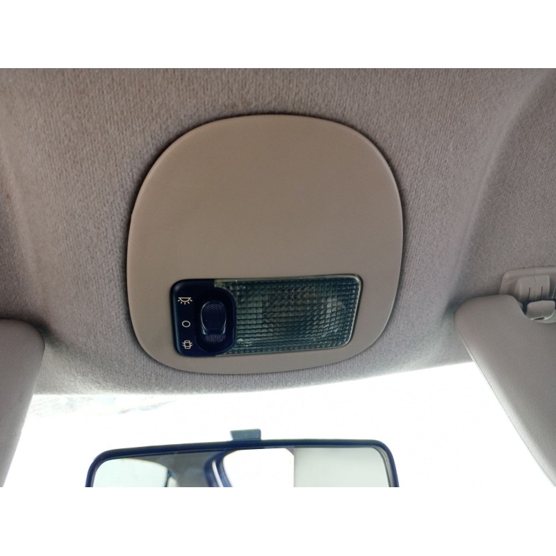 Recambio de luz interior para peugeot 206 hatchback (2a/c) 1.4 i referencia OEM IAM   