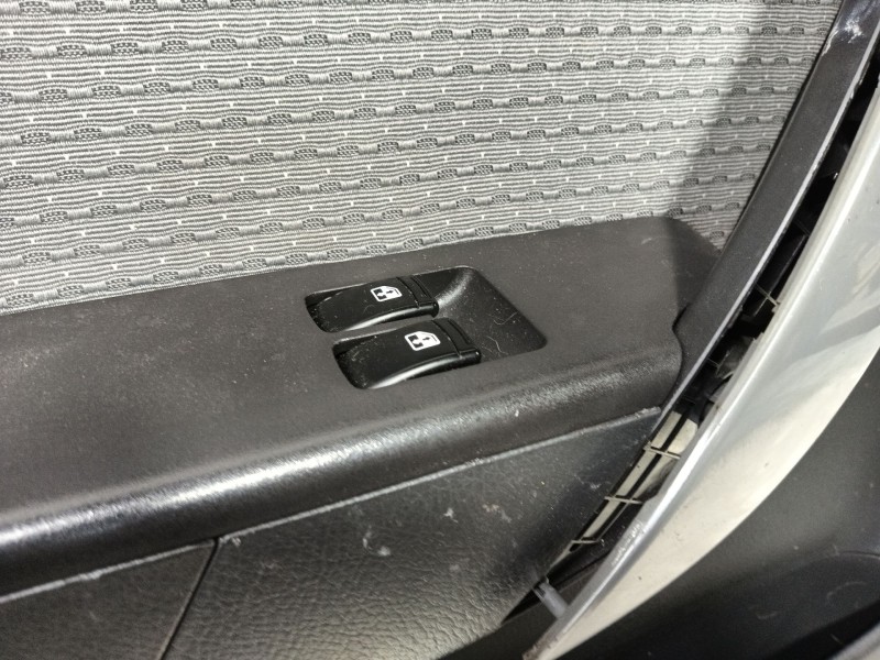 Recambio de guarnecido puerta delantera izquierda para chevrolet aveo / kalos sedán (t250, t255) 1.4 referencia OEM IAM   