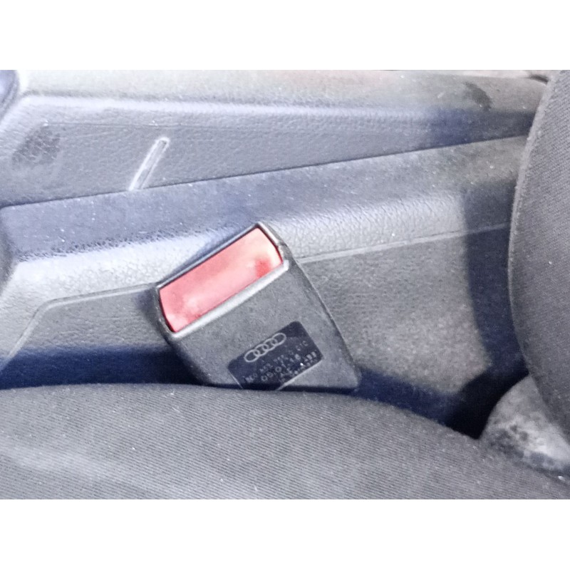 Recambio de enganche cinturon delantero izquierdo para audi a4 b7 avant (8ed) 2.5 tdi referencia OEM IAM   