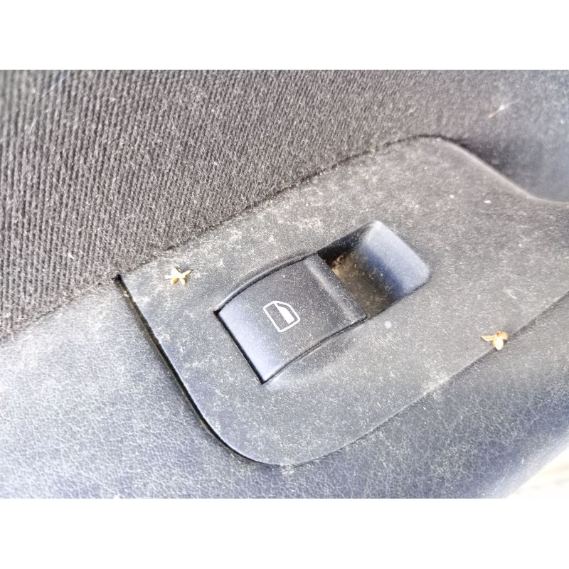 Recambio de mando elevalunas trasero izquierdo para audi a4 b7 avant (8ed) 2.5 tdi referencia OEM IAM   