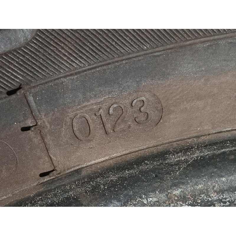 Recambio de neumatico para nissan micra iii (k12) 1.2 16v referencia OEM IAM 165/65R1581T 2 OVATION