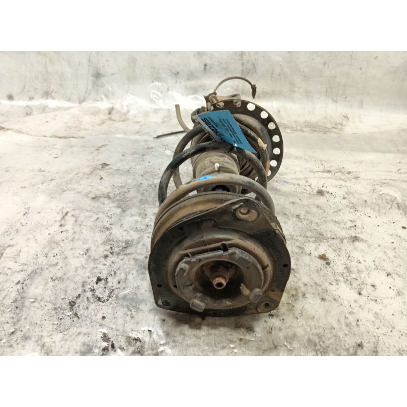 Recambio de amortiguador delantero izquierdo para nissan micra (k12e) acenta referencia OEM IAM   