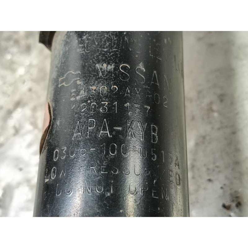 Recambio de amortiguador delantero derecho para nissan micra (k12e) acenta referencia OEM IAM   
