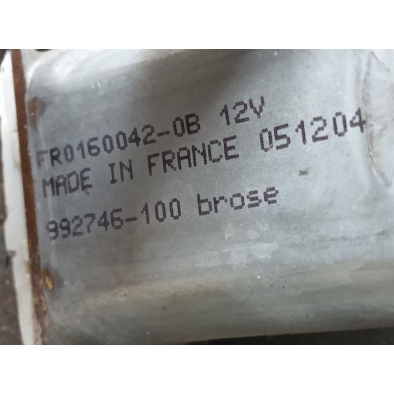 Recambio de puerta delantera derecha para volvo v50 familiar 2.0 d kinetic referencia OEM IAM   