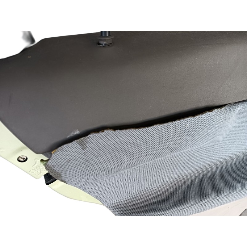 Recambio de puerta trasera izquierda para volvo v50 familiar 2.0 d kinetic referencia OEM IAM COMPLETA  