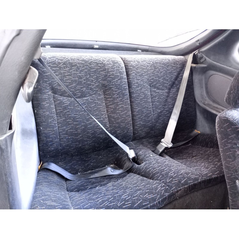 Recambio de asientos traseros para hyundai coupe i (rd) 2.0 16v referencia OEM IAM   