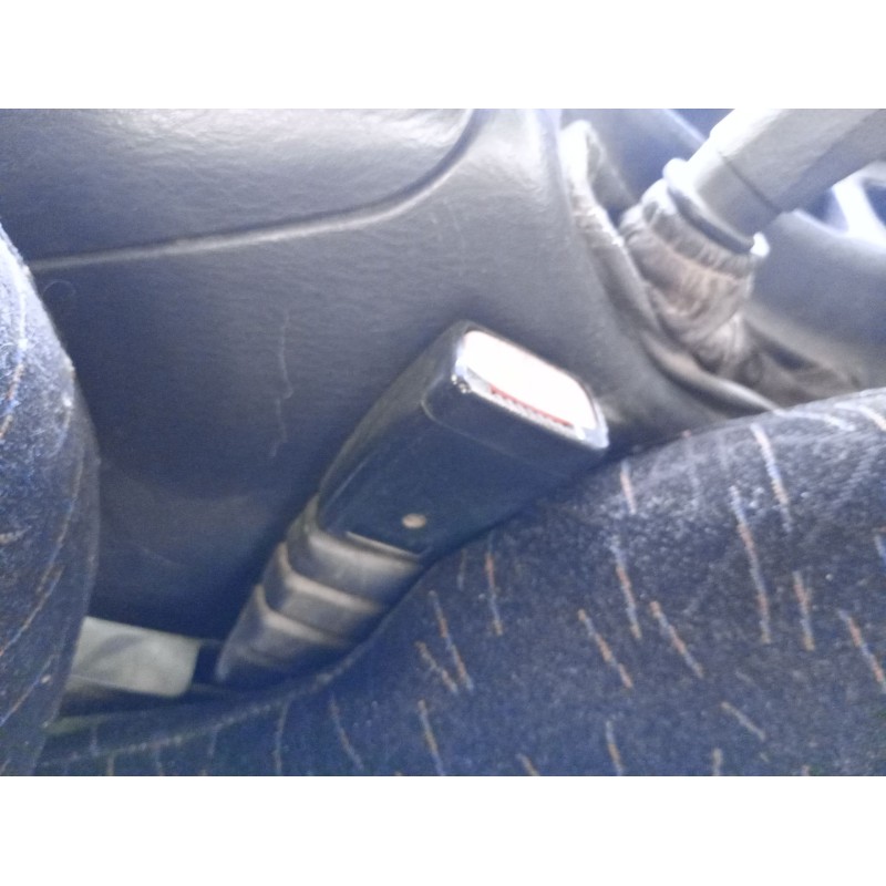Recambio de enganche cinturon delantero derecho para hyundai coupe i (rd) 2.0 16v referencia OEM IAM   