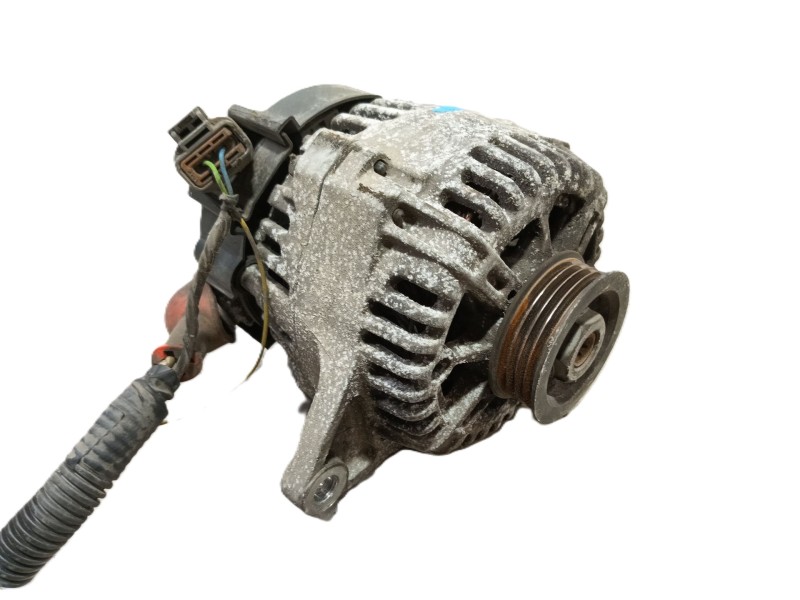 Recambio de alternador para nissan micra (k12e) acenta referencia OEM IAM   