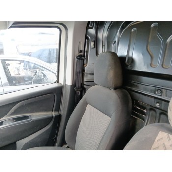 CINTURON SEGURIDAD DELANTERO DERECHO 0000735584037 