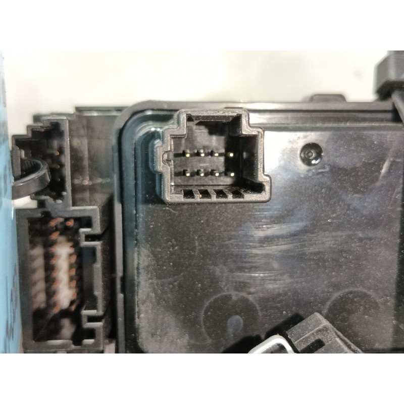 Recambio de mando multifuncion para renault captur ii referencia OEM IAM   