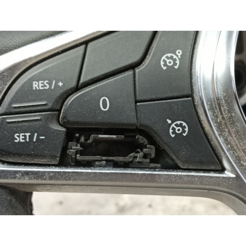 Recambio de volante para renault captur ii referencia OEM IAM   