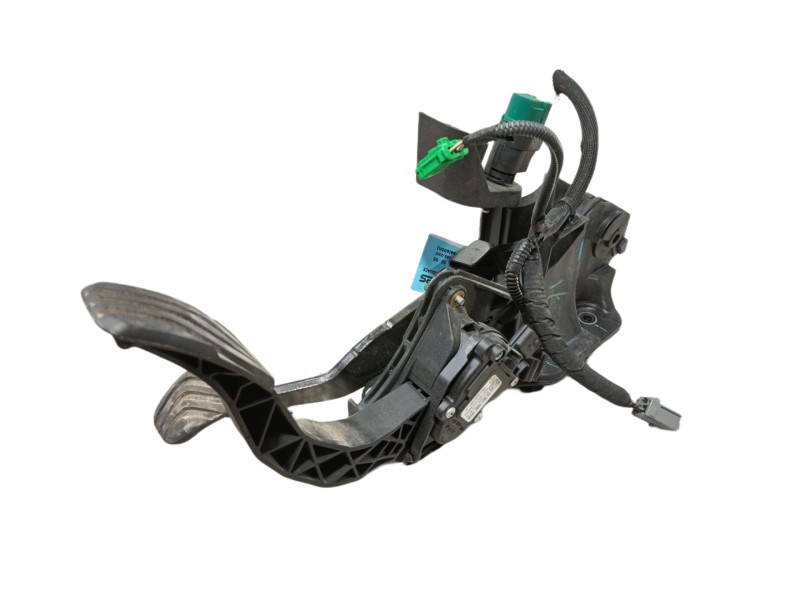 Recambio de pedal acelerador para renault captur ii referencia OEM IAM  180100879RA 