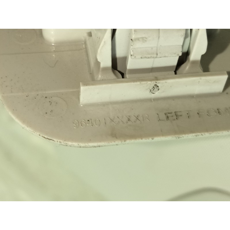 Recambio de parasol izquierdo para renault captur ii referencia OEM IAM   