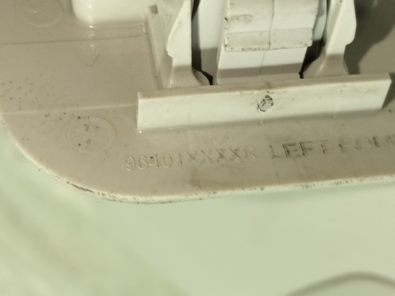 Recambio de parasol izquierdo para renault captur ii referencia OEM IAM   